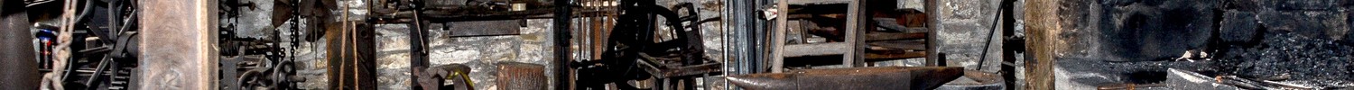 Die Huf- und Wagenschmiede gehört zu den Schmieden, in denen die jungen Handwerker:innen aktiv werden.